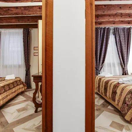 Angels House Venecia